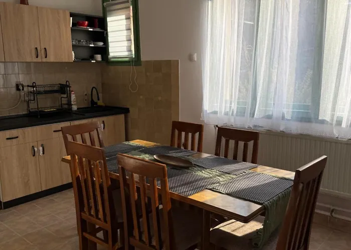 公寓 Barrique Sa Zatvorenim Bazenom